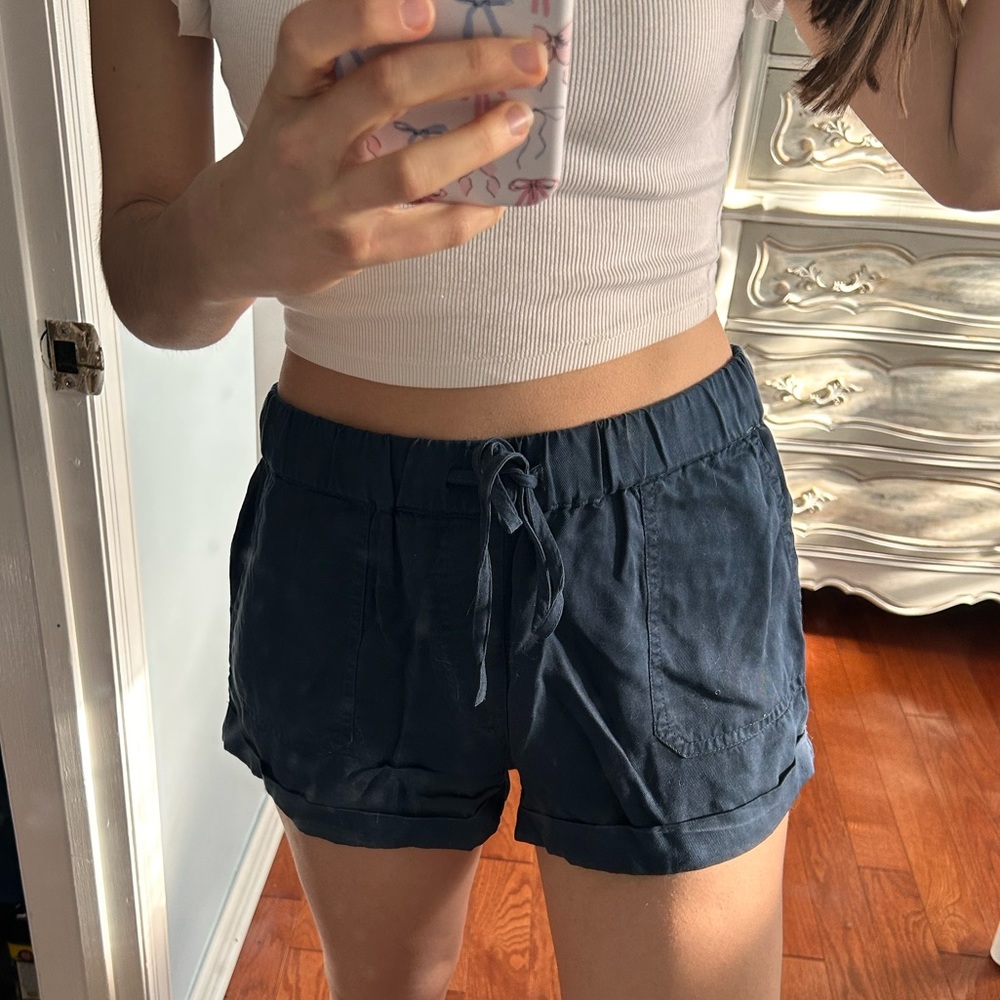 Volcom Sunday Strut Shorts Size S (4-6)